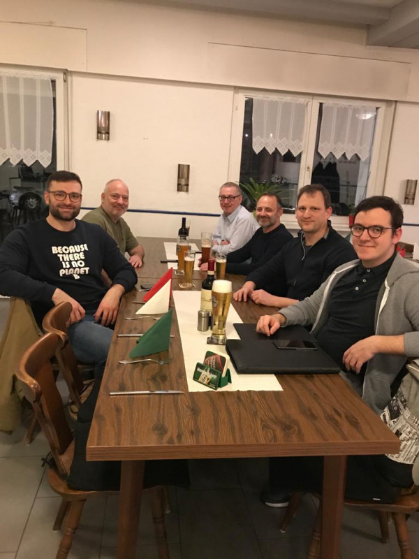 Jonas Lindner, Peter Gerlach, Peter Birli-Jacob, Sven Reinisch, Holger Feldmann und Marius Biebsch (v.l.)